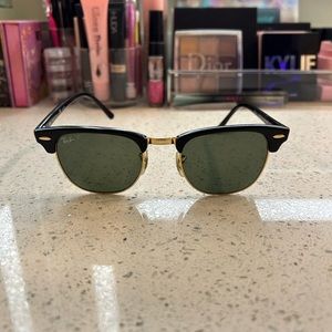 Classic Ray-Ban Sunglasses